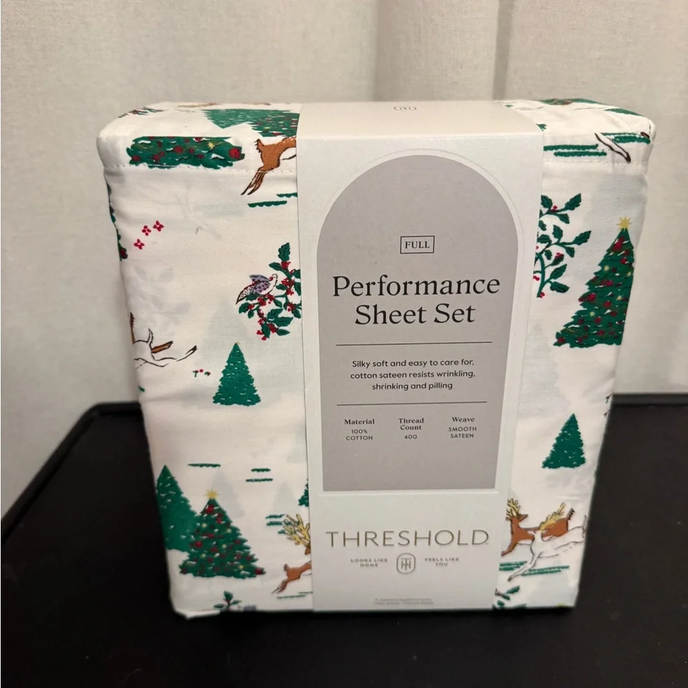 Christmas Thershold Perfromance bed sheets Full